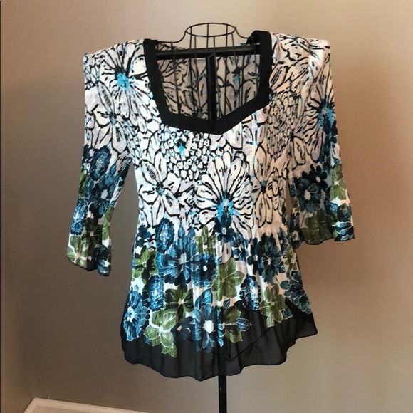 Tunic - Picture 2 of 2